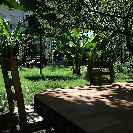 Hotel apartamentowy Kardelen Apart Hotel